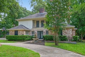 Building Photo - 663 Ravensworth Dr
