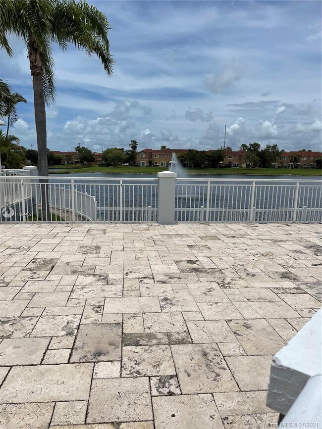 Foto del edificio - 8520 SW 212th St