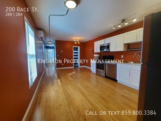 Foto del edificio - Beautiful 2 Bedroom 2 Bathroom! 1/2 OFF SE...