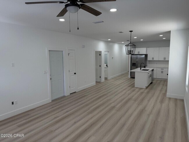 Foto del edificio - 2512 N Bonita Ave