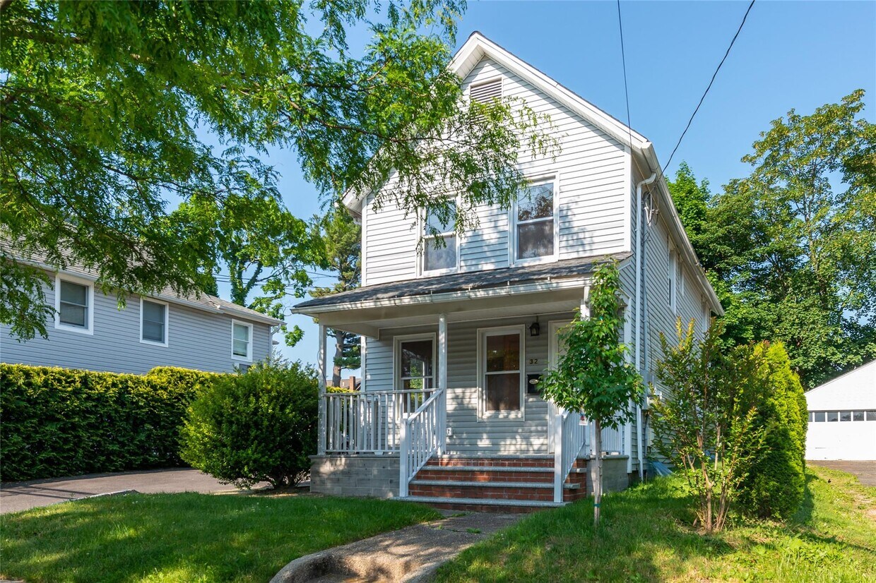 Foto principal - 32 N Maryland Ave
