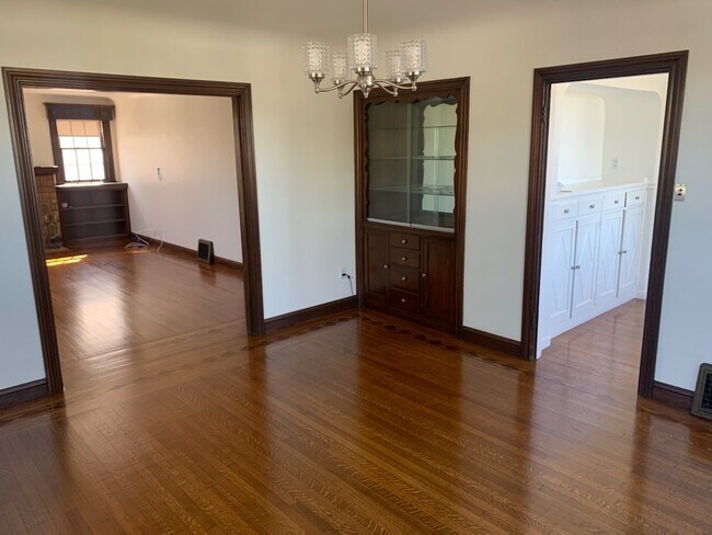 Custom china cabinet in Dining Room - 1004 Jenevein Ave