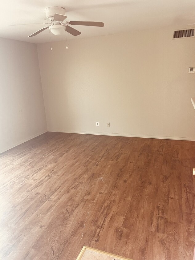Building Photo - 138 Edith Rose Ln
