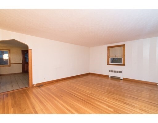 Building Photo - 126 Brookfield Rd