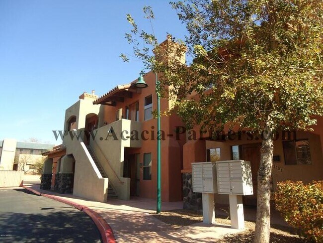Foto del edificio - Two Bedroom/Two Bath Sam Hughes Place