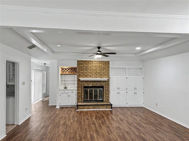 Foto del edificio - 2730 Big Oaks Dr