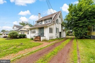Building Photo - 2785 Nottingham Way