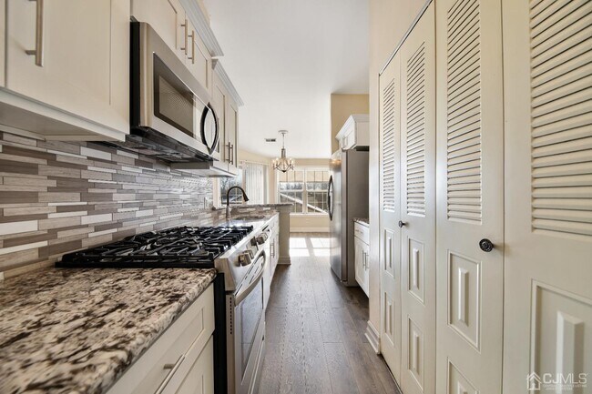 Foto del edificio - 3373 Cypress Ct