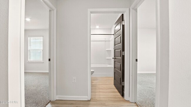 Building Photo - 6488 Slabinski Ln