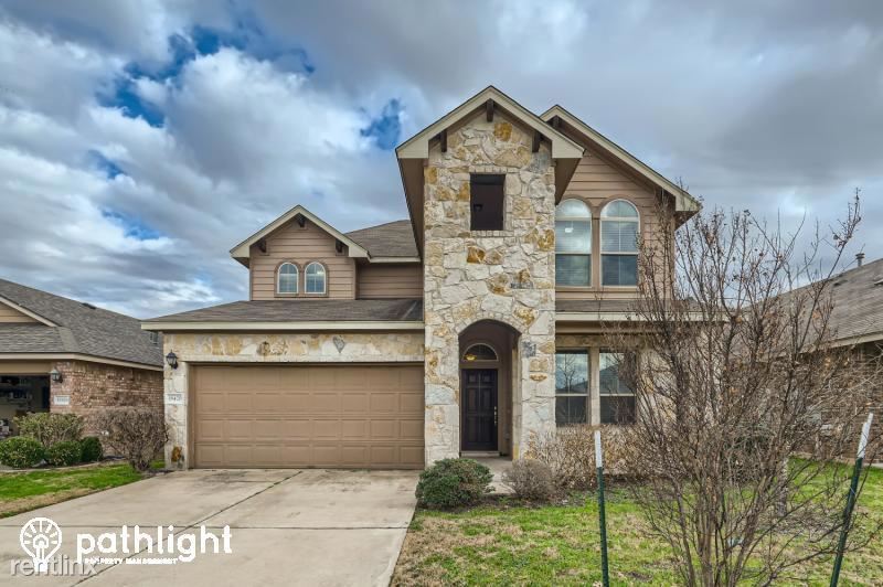 4 br, 2.5 bath House 18420 Moreto Loop UNIT House Rental in