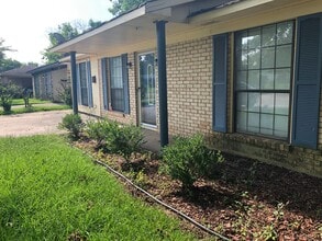 Building Photo - 8758 S Emerald Loop