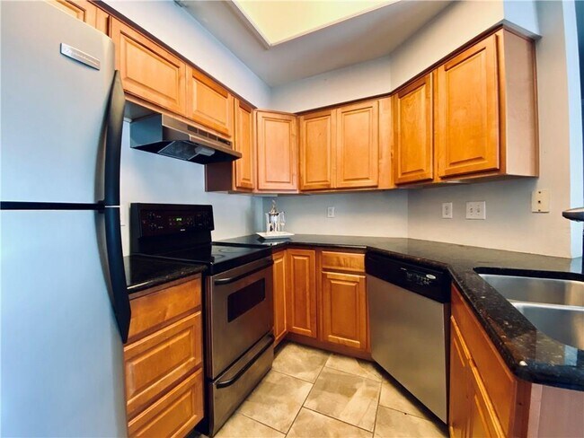Foto del edificio - 6000-10 Shepherd Mountain Cove