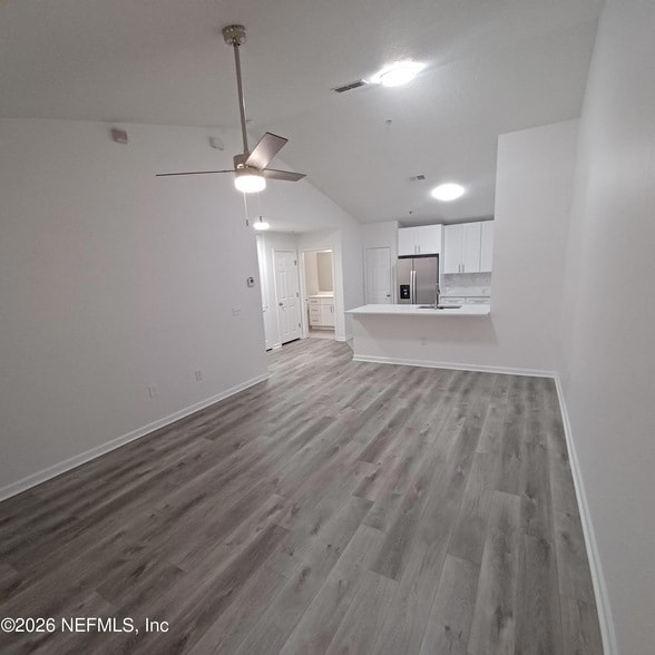 Building Photo - 575 Oakleaf Plantation Pkwy