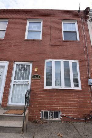 Building Photo - 3924 Wallace Street