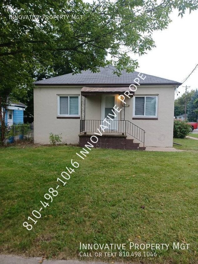 Primary Photo - Recently updated 2 bedroom, 1 bath home in...