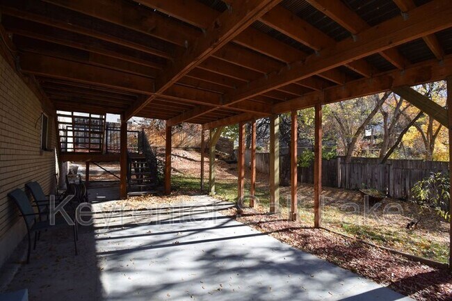 Foto del edificio - 3582 E Mardonna Way