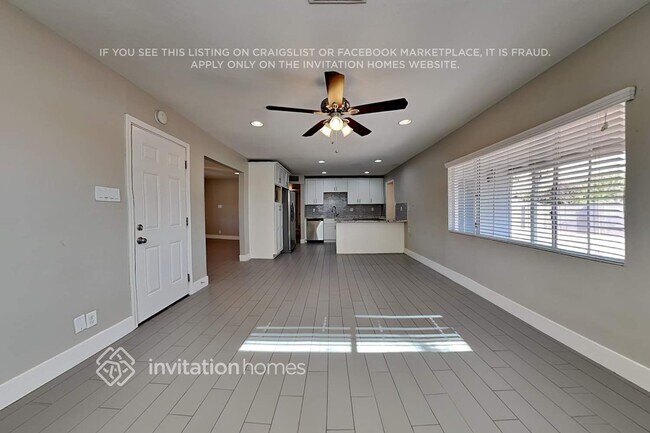 Foto del edificio - 7501 E Latham St