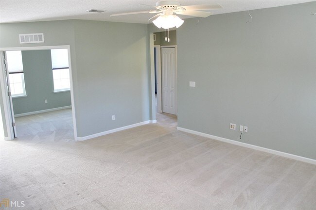 Building Photo - 401 Soncel Dr