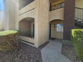 Building Photo - 7885 W Flamingo Rd