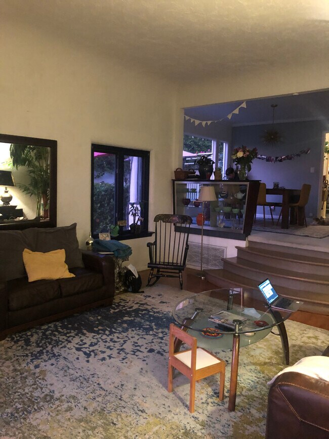 Foto del edificio - 217 Saint Albans Ave