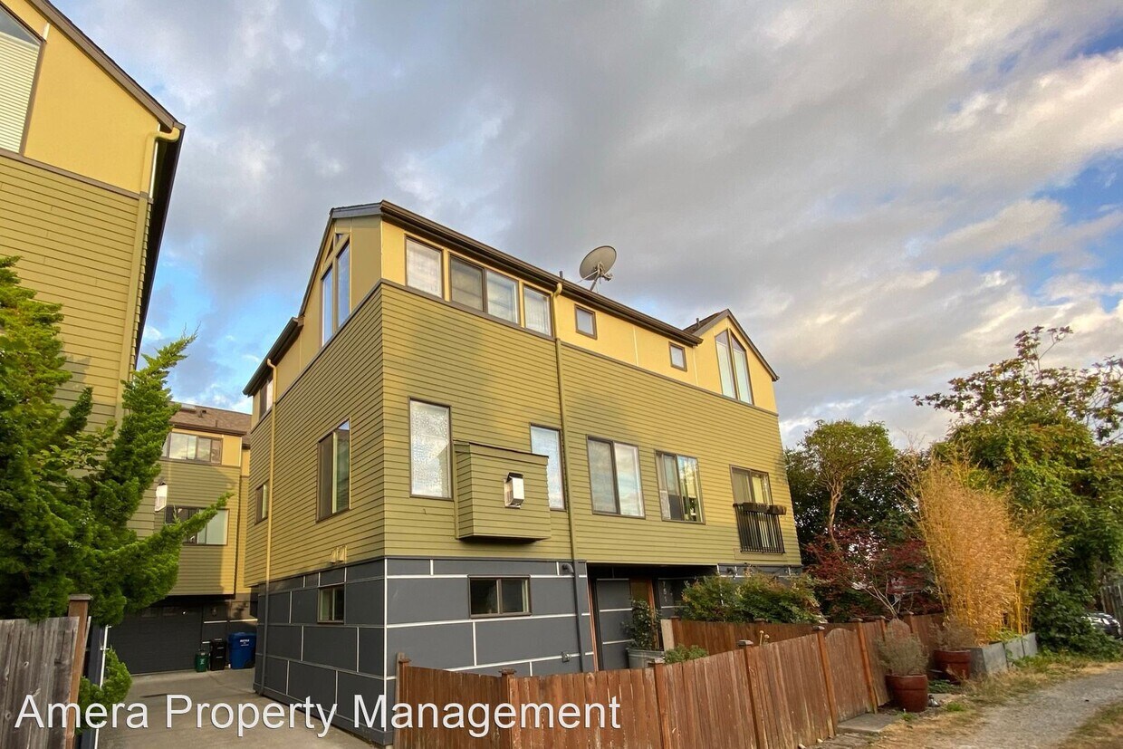 Foto principal - 2 br, 1.5 bath House - 753 N 71st Street