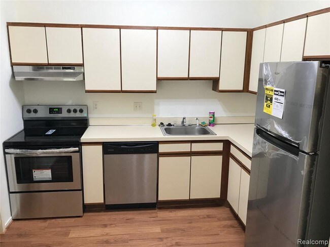 Foto del edificio - 29316 Laurel Dr