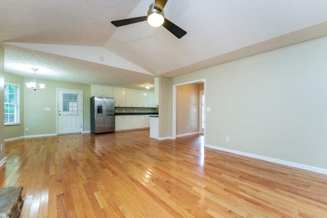 Foto del edificio - 6448 Wildwood Trail