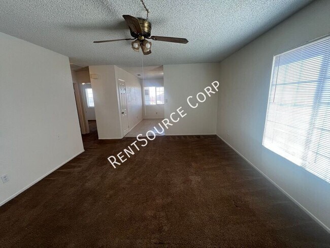 Foto del edificio - 28188 Apache Ave