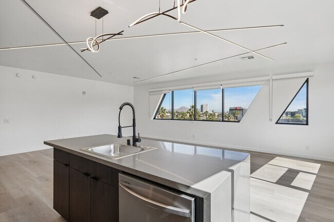 Interior Photo - Rainbow Road