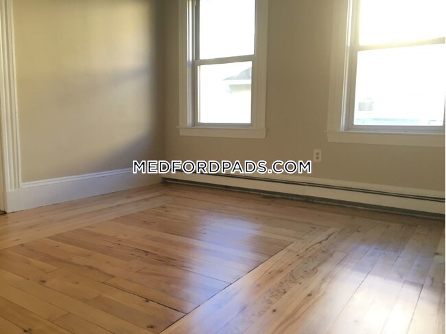 Foto del edificio - 198 Harvard St