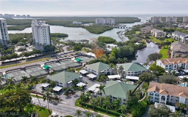 Foto del edificio - 528 Club Side Dr