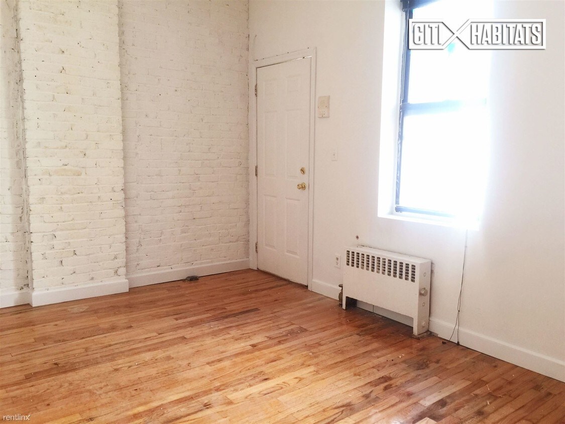 Primary Photo - 246 4th Ave