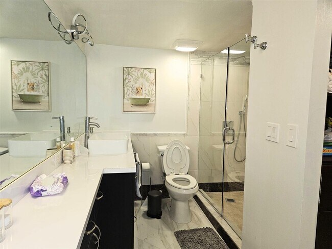 Foto del edificio - 1390 Ocean Dr