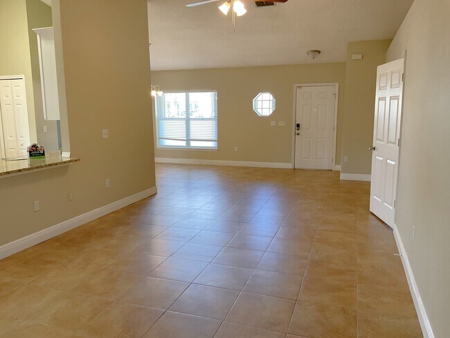 Foto del edificio - 2365 Shady Oak Rd