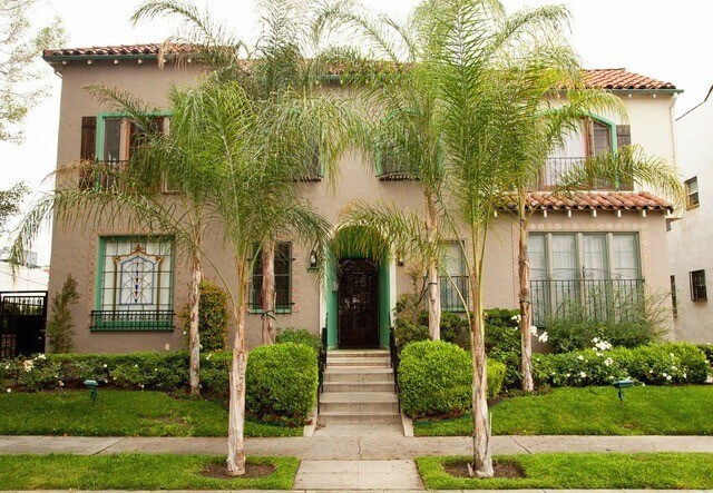 Foto del edificio - 655 S Dunsmuir Ave