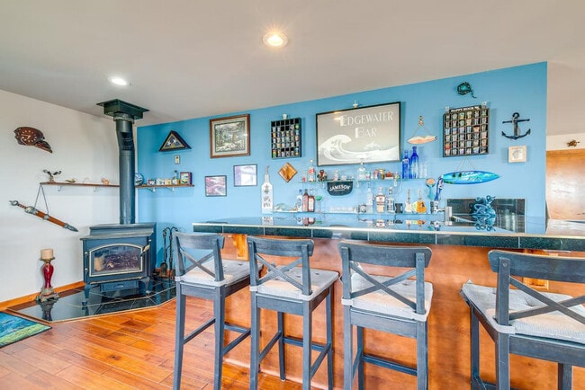 Building Photo - 975 S Sand Dune Ave SW