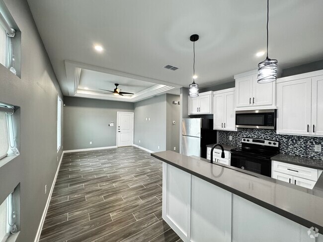 Building Photo - 3308 Whetstone Ave