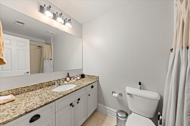 Foto del edificio - 4226 N Ashland Ave