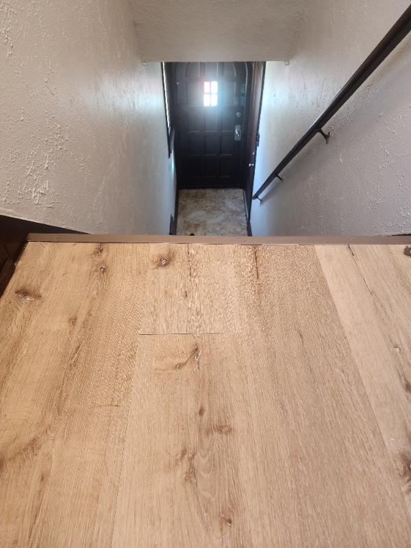 Foto del edificio - 17147 Santa Rosa Dr