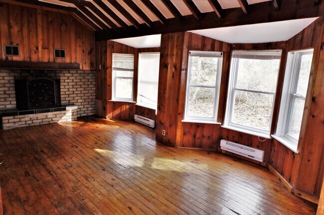 Foto del edificio - 24 Stanton Trail