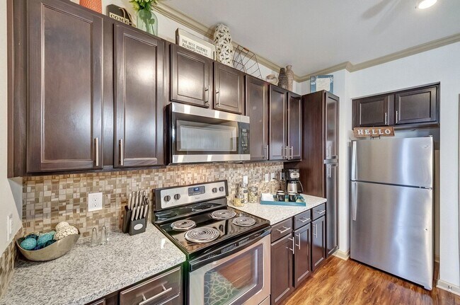 Foto del edificio - Mansfield on the Green Apartments