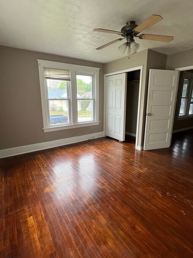 Foto del edificio - 3 bedroom/1 bathroom house