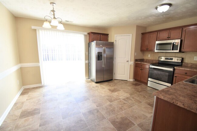Foto del edificio - 3 bedroom 2.5 Bath Home with Loft- No Pets