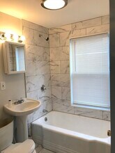 Building Photo - 16 Pinkham Pl
