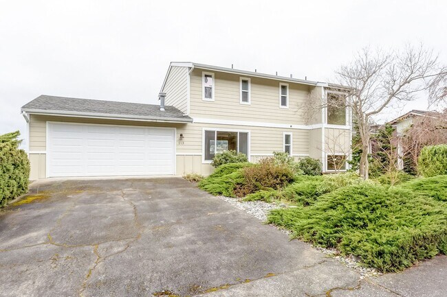 Foto del edificio - Large 4 Bedroom Edgemoor Home w/ Mother-in-law Suite
