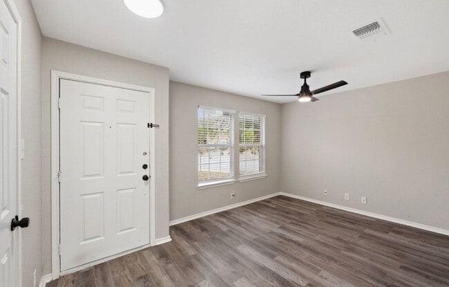 Building Photo - 10807 Indigo Creek