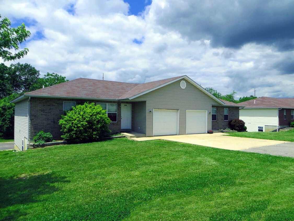 Foto principal - 2209 Tenbrink Dr