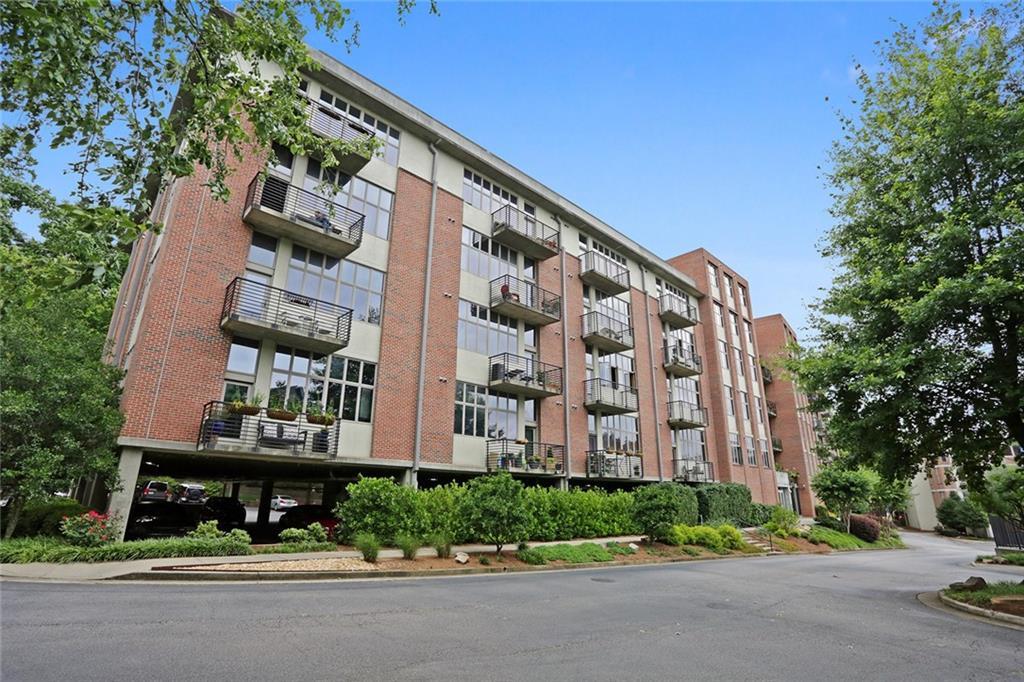Foto principal - 640 Glen Iris Dr NE