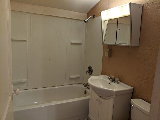 Foto del edificio - 830-832 S 4th St