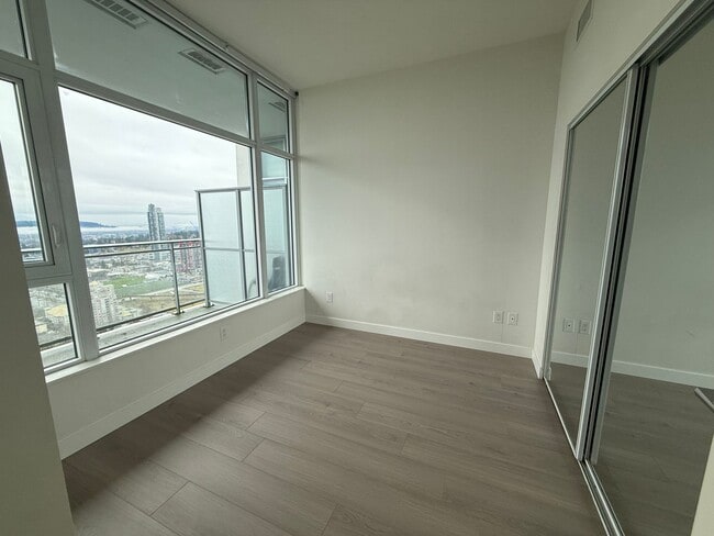 Building Photo - 13308-13308 Central Ave